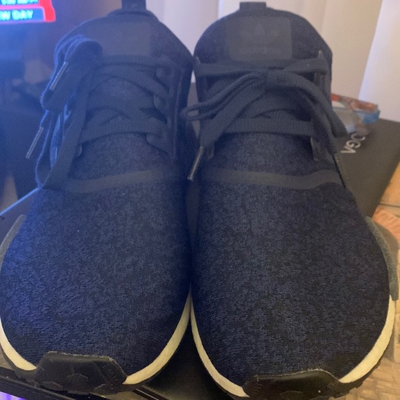 Addidas  very good condition used - Picture 1 of 11